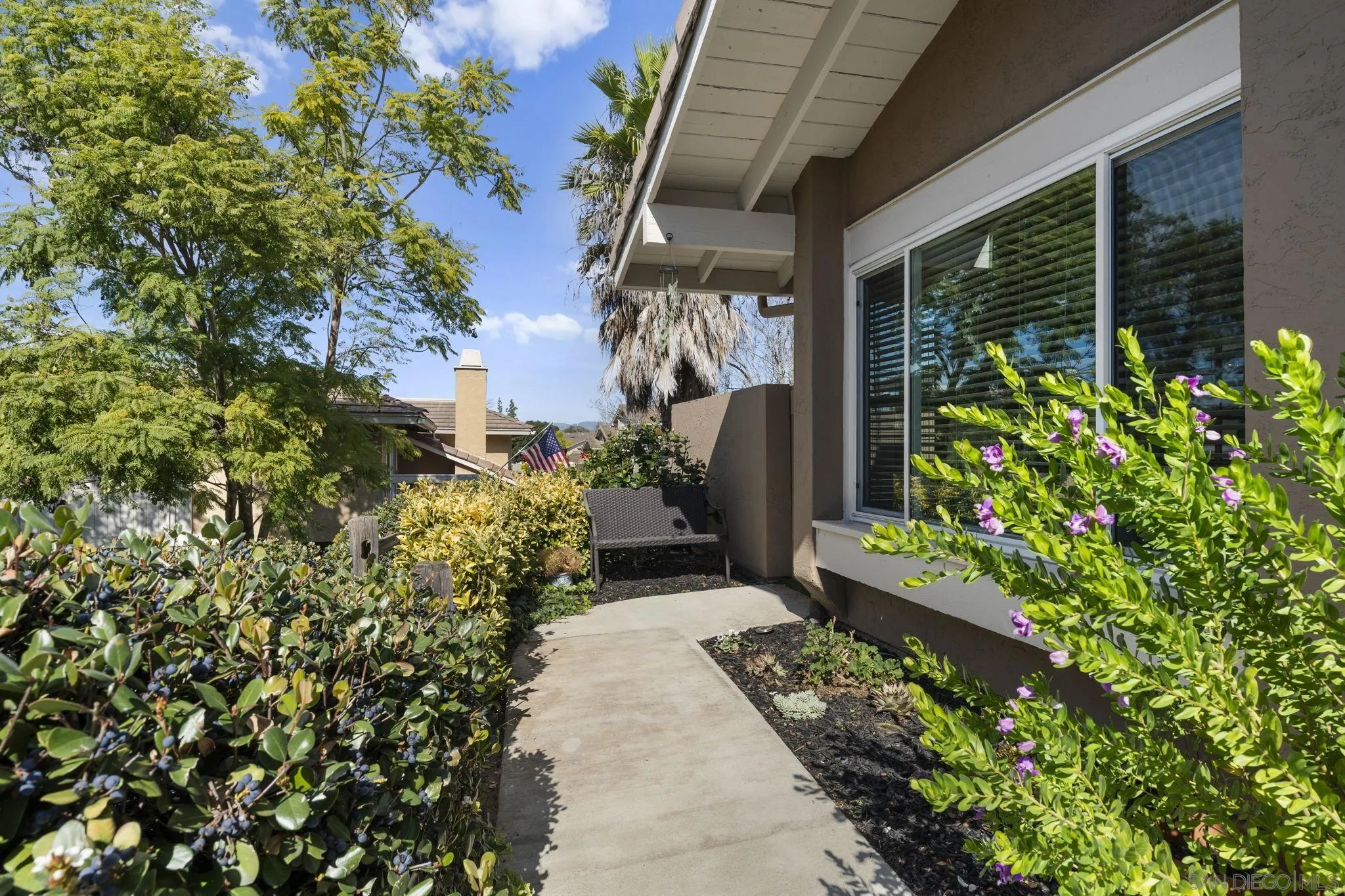 17476 Fairlie Road San Diego, CA 92128 - Photo 3 of 24