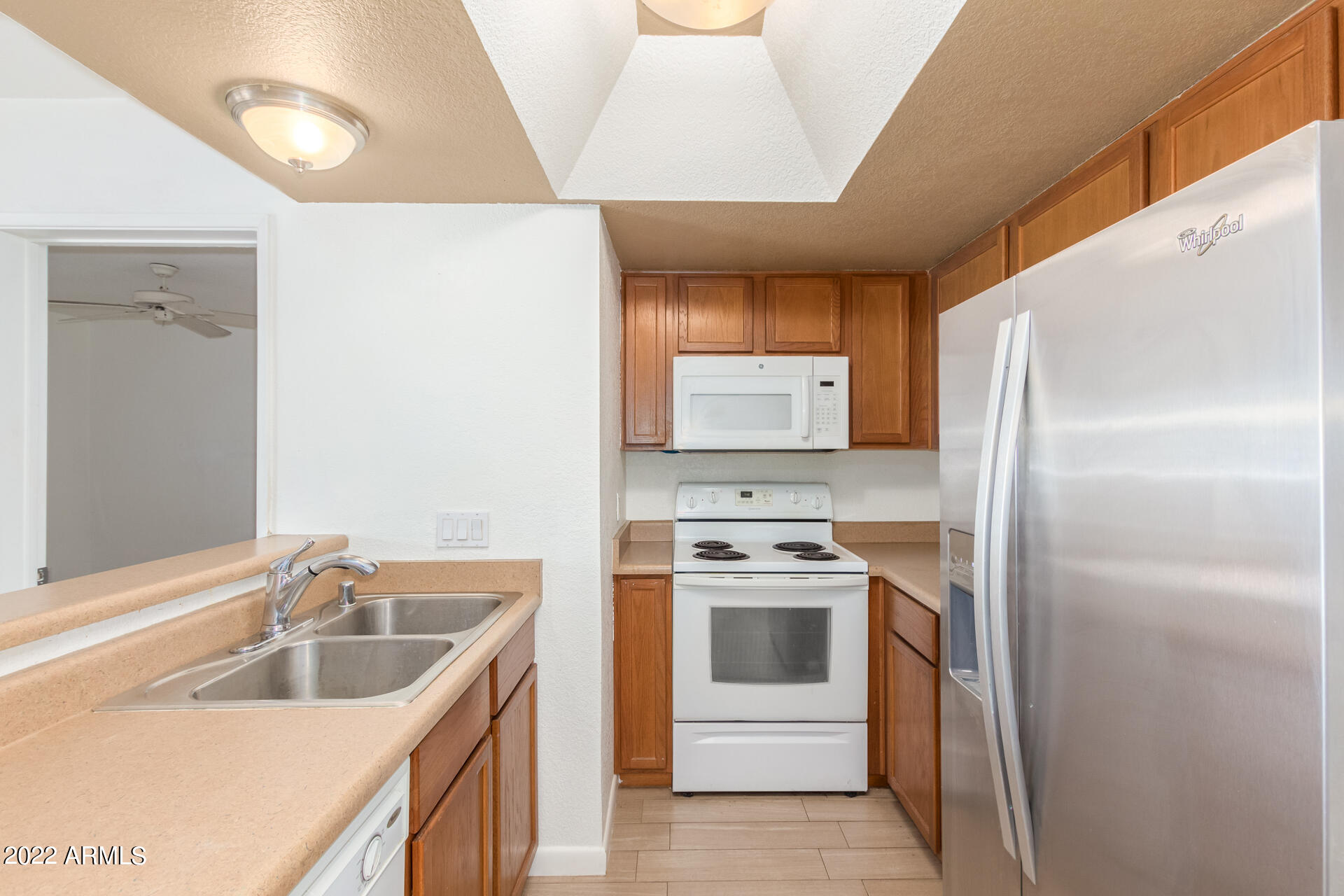 1720 East Thunderbird Road, Unit 1096 Phoenix, AZ 85022 - Photo 12 of 26 11 - Thunderbird