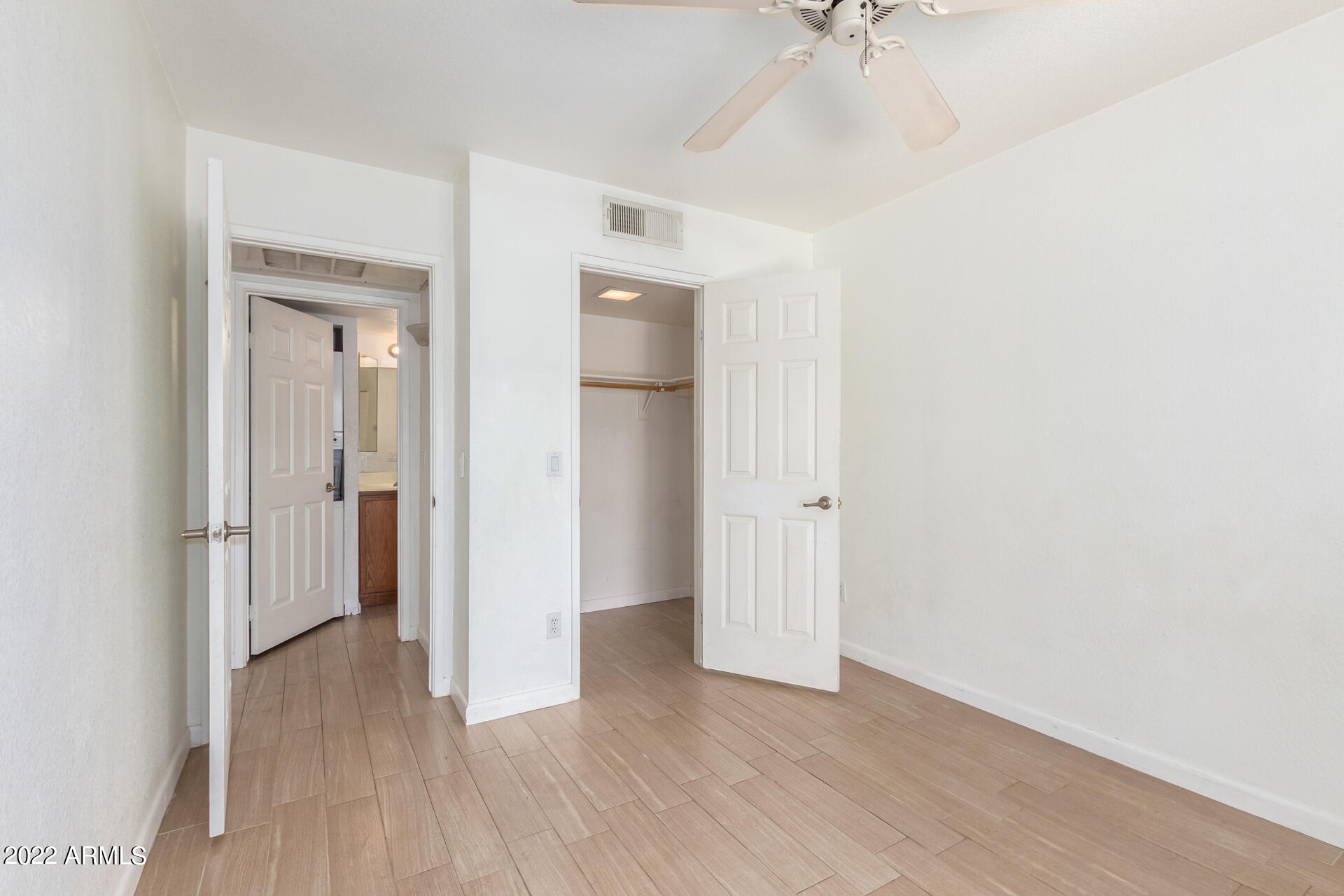1720 East Thunderbird Road, Unit 1096 Phoenix, AZ 85022 - Photo 21 of 26 20 - Thunderbird