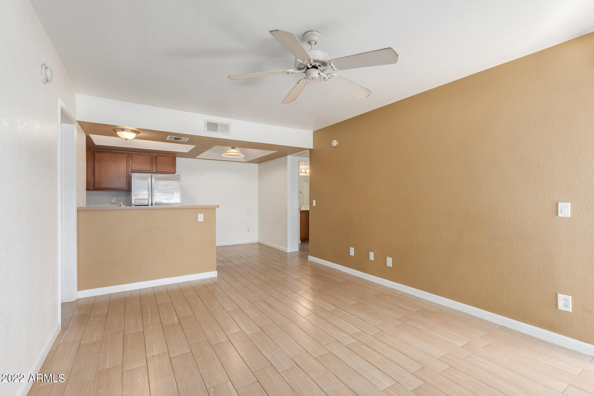 1720 East Thunderbird Road, Unit 1096 Phoenix, AZ 85022 - Photo 6 of 26 05 - Thunderbird