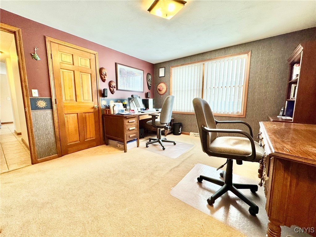 7263 Leafcrest Lane Manlius, NY 13057 - Photo 14 of 49