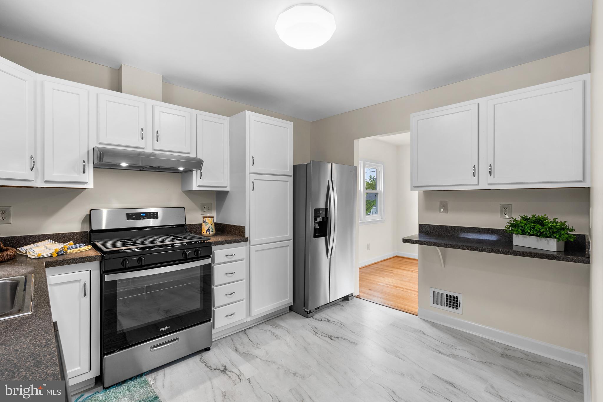 12707 Holdridge Road Silver Spring, MD 20906 - Photo 7 of 36
