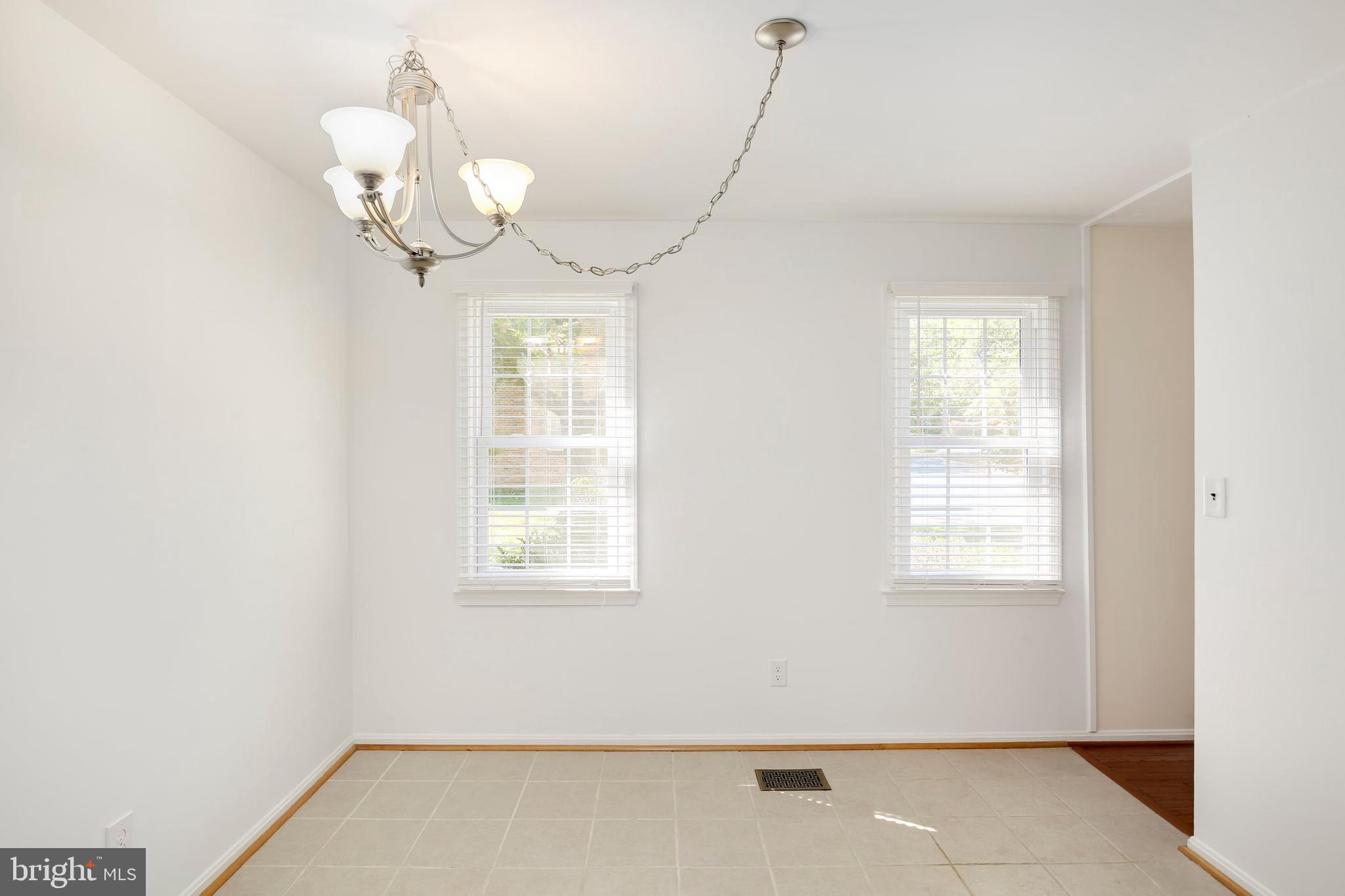 36 Ramsdell Court Gaithersburg, MD 20878 - Photo 8 of 30 Gallery Image 8