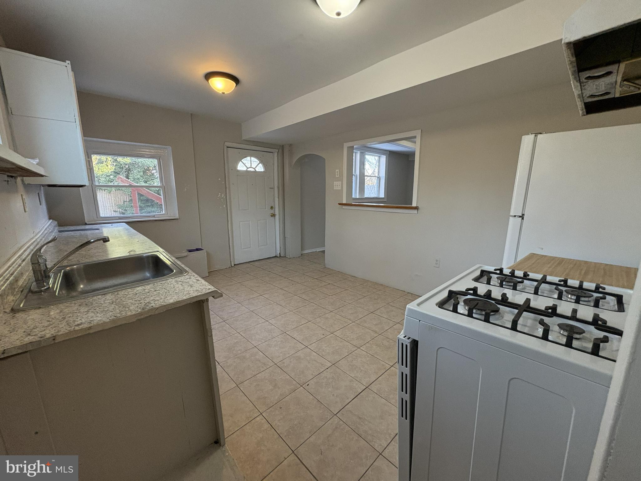 165 Erial Road Clementon, NJ 08021 - Photo 4 of 15