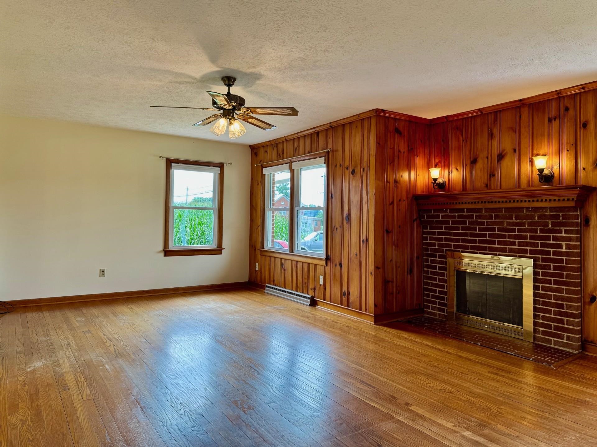 4562 Ottobine Road Dayton, VA 22821 - Photo 4 of 16