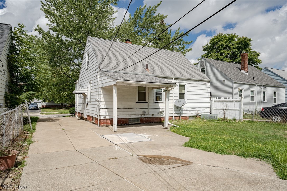 20710 Watson Road Maple Heights, OH 44137 - Photo 25 of 26 Gallery Image 25