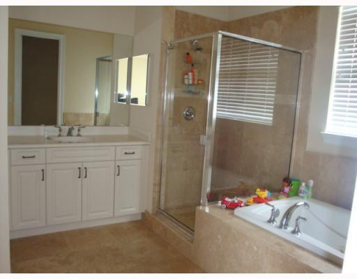 99 Via Poinciana Street, Unit 99 Boca Raton, FL 33487 - Photo 11 of 16 Master Bath/Spa