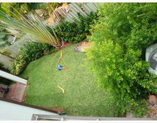 99 Via Poinciana Street, Unit 99 Boca Raton, FL 33487 - Photo 16 of 16 View