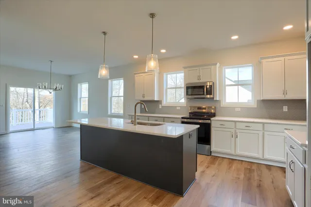 $665,000 | 183 West Stewart Court, Marysville, PA 17053