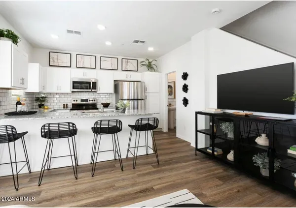 $1,750 | 16520 North Greasewood Street, Unit 3, Surprise, AZ 85378