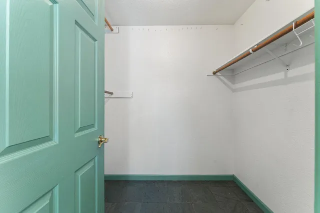 a view of a livingroom with furniture