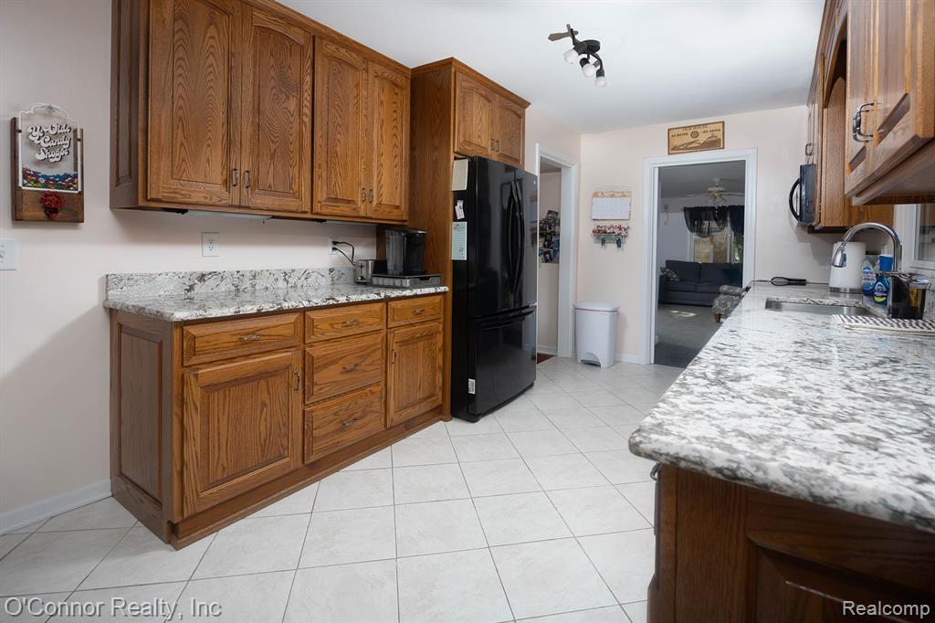 4126 Yankee Road St. Clair, MI 48079 - Photo 10 of 39