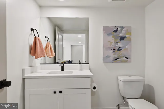 $1,995 | 2201 Brookfield Avenue, Unit 303, Baltimore, MD 21217