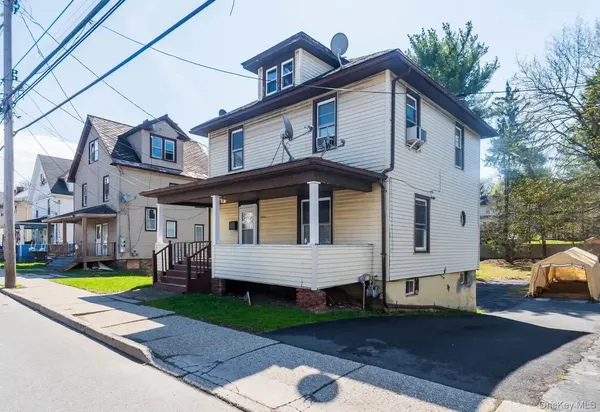 $325,000 | 206 West Main Street, Middletown, NY 10940