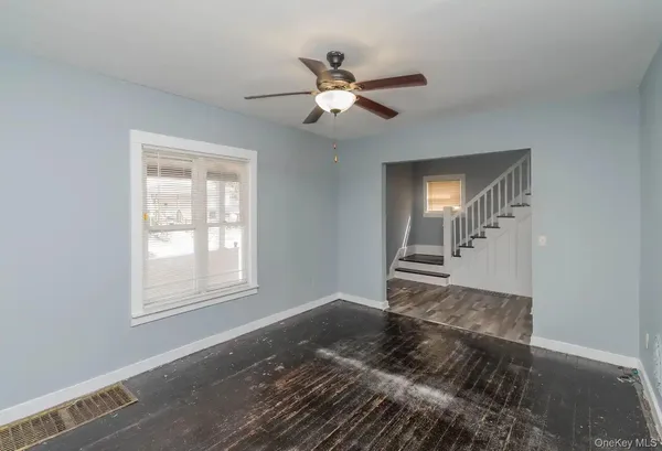 $325,000 | 206 West Main Street, Middletown, NY 10940