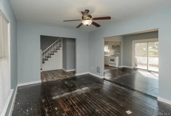 $325,000 | 206 West Main Street, Middletown, NY 10940