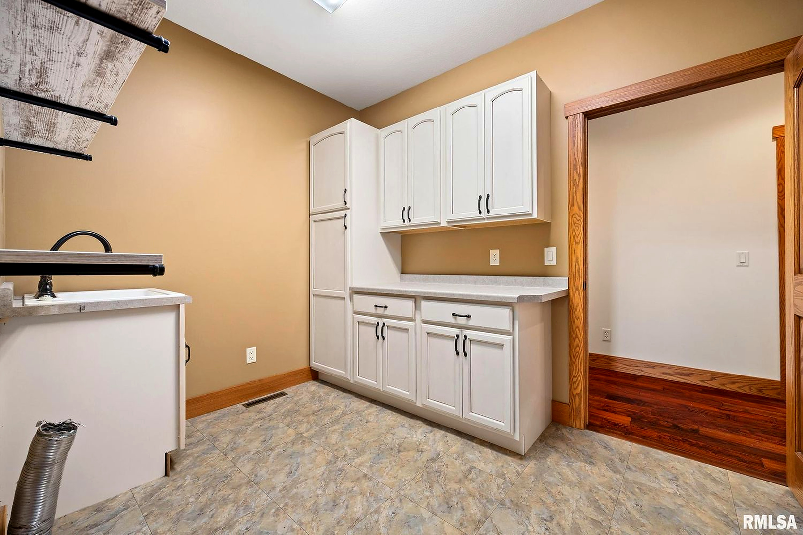 3076 North 400 East Road McLean, IL 61754 - Photo 46 of 97