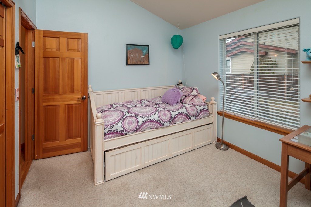 2216 Hawk Way Bellingham, WA 98229 - Photo 16 of 23 Gallery Image 16