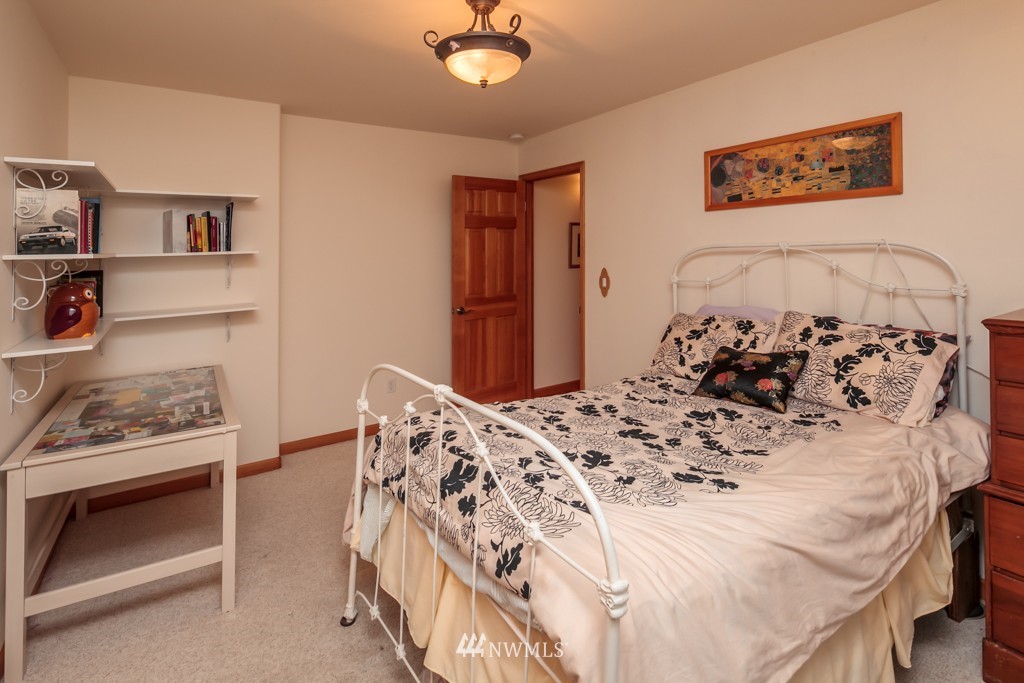 2216 Hawk Way Bellingham, WA 98229 - Photo 18 of 23 Gallery Image 18