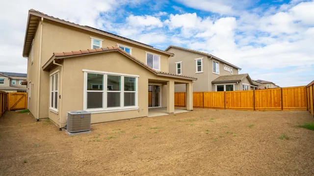 $692,211 | 2664 Hamilton Drive, Lodi, CA 95242