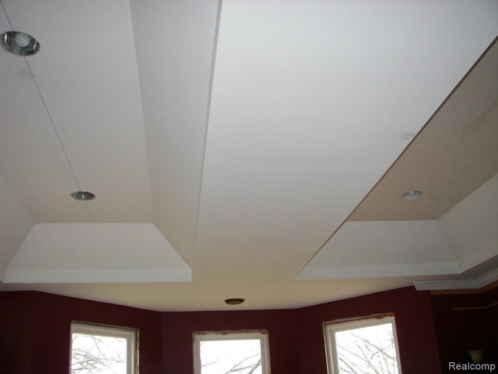 8200 North Fowlerville Road Fowlerville, MI 48836 - Photo 10 of 29 Gallery Image 10