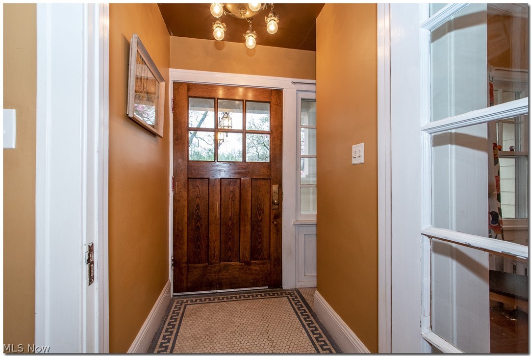 2900 East Overlook Road Cleveland, OH 44118 - Photo 7 of 35 Gallery Image 7