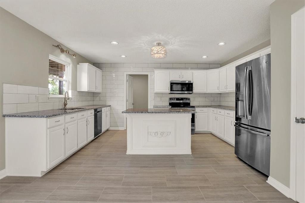 10340 Splendor Way Indianapolis, IN 46234 - Photo 12 of 60
