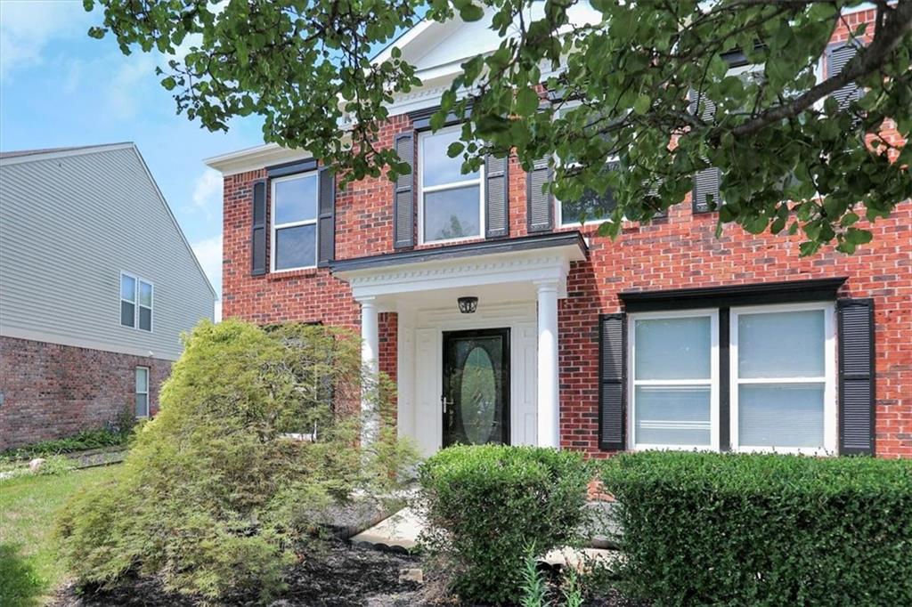 10340 Splendor Way Indianapolis, IN 46234 - Photo 4 of 60