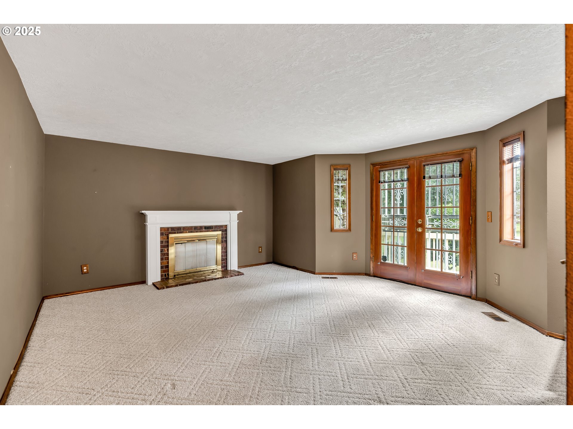 12239 Southeast Ashley Street Clackamas, OR 97015 - Photo 21 of 48