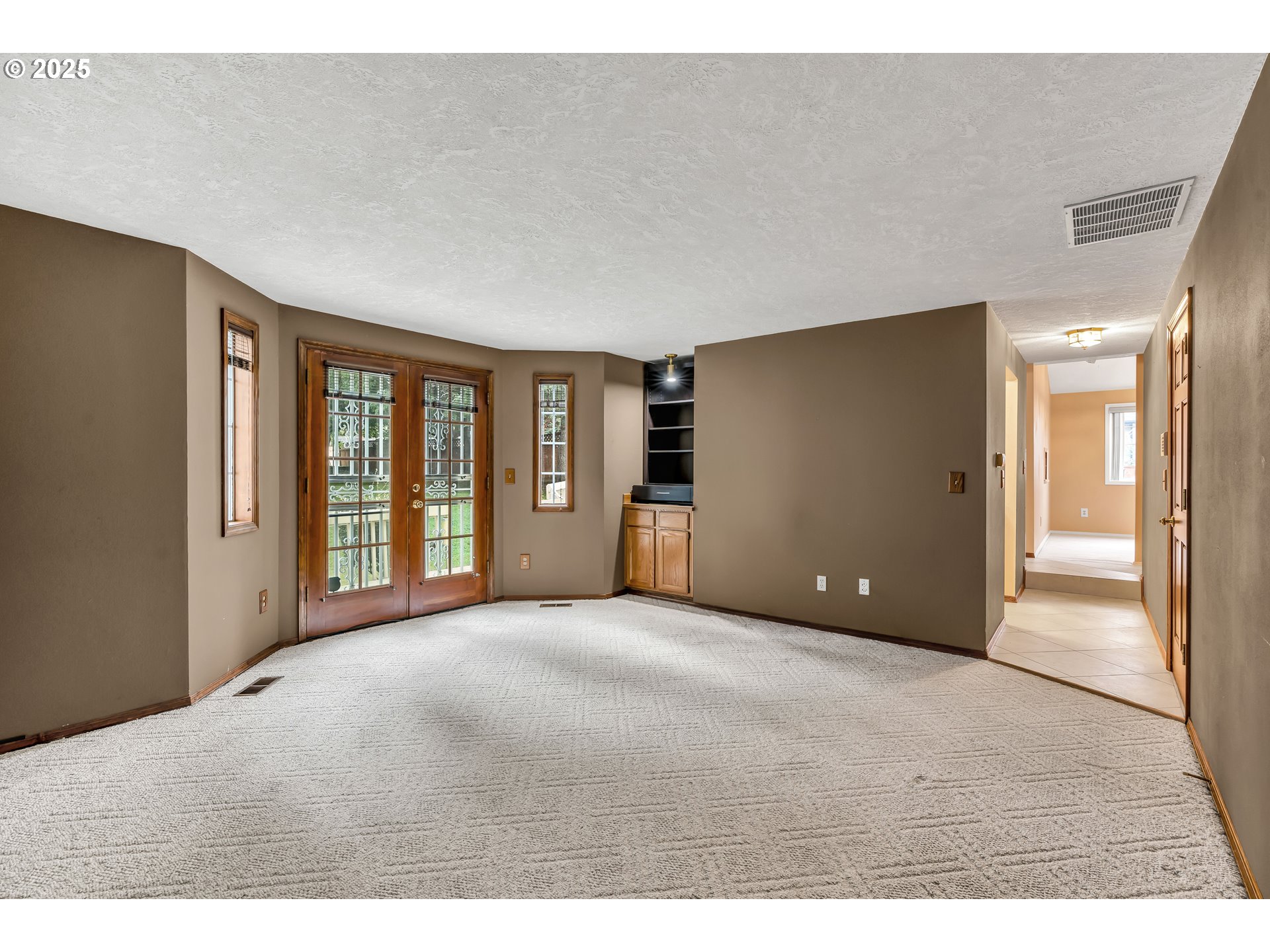 12239 Southeast Ashley Street Clackamas, OR 97015 - Photo 22 of 48