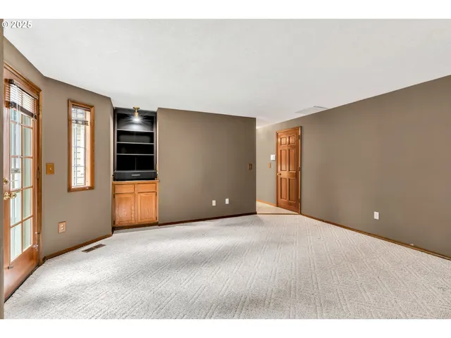 $580,000 | 12239 Southeast Ashley Street, Clackamas, OR 97015