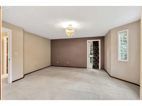 $570,000 | 12239 Southeast Ashley Street, Clackamas, OR 97015