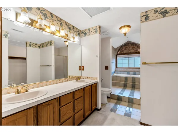 $570,000 | 12239 Southeast Ashley Street, Clackamas, OR 97015