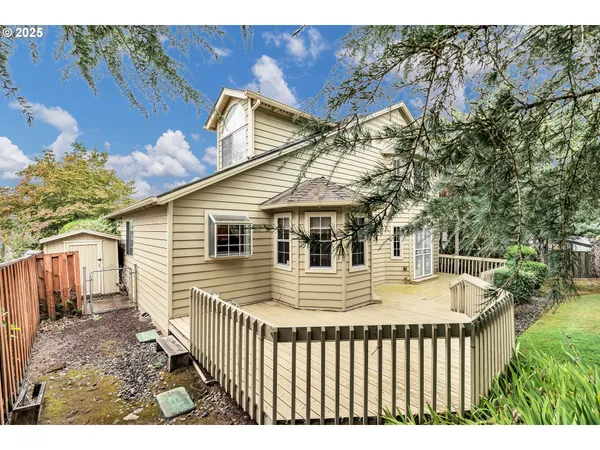 $570,000 | 12239 Southeast Ashley Street, Clackamas, OR 97015