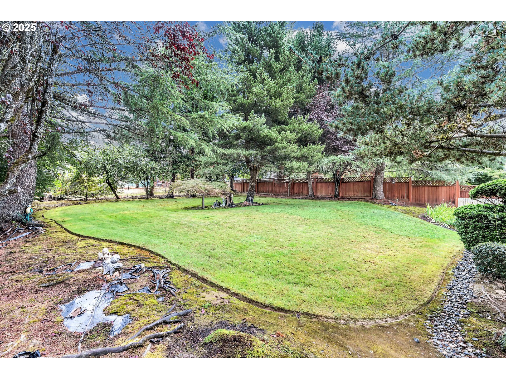 12239 Southeast Ashley Street Clackamas, OR 97015 - Photo 38 of 48