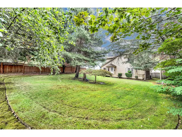 $580,000 | 12239 Southeast Ashley Street, Clackamas, OR 97015