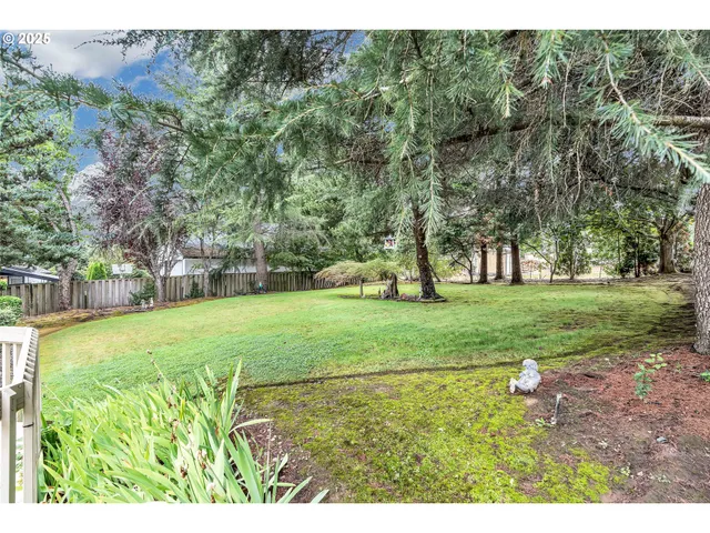 $580,000 | 12239 Southeast Ashley Street, Clackamas, OR 97015