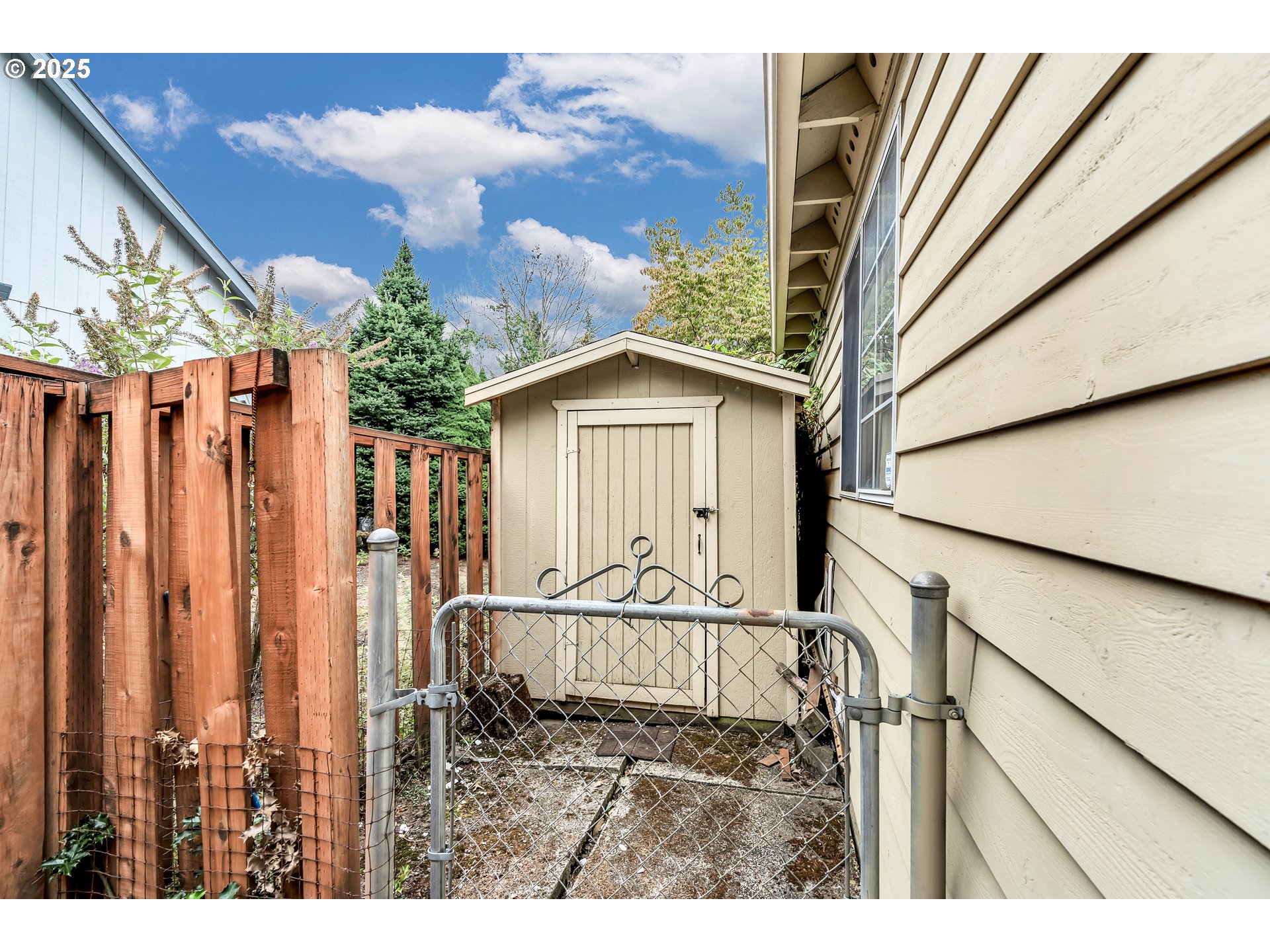 12239 Southeast Ashley Street Clackamas, OR 97015 - Photo 42 of 48