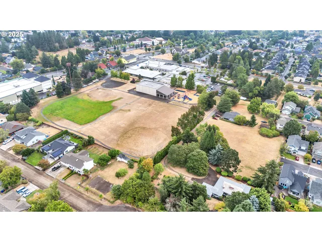 $580,000 | 12239 Southeast Ashley Street, Clackamas, OR 97015