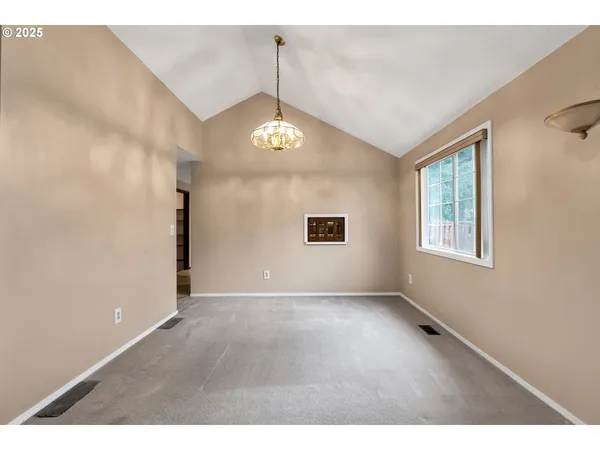 $570,000 | 12239 Southeast Ashley Street, Clackamas, OR 97015