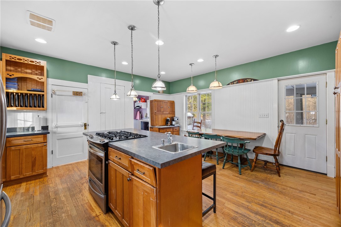 1527 Quaker Road Macedon, NY 14502 - Photo 13 of 42