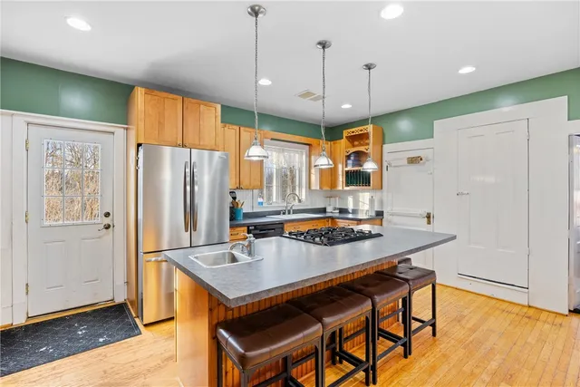 $274,900 | 1527 Quaker Road, Macedon, NY 14502