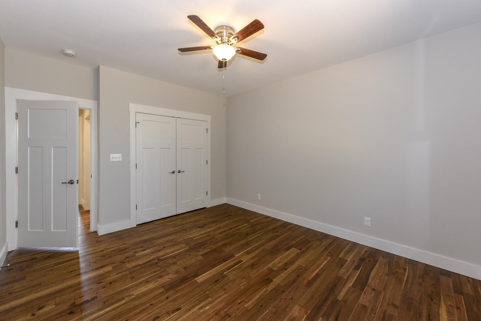 3059 New Blockhouse Road Maryville, TN 37803 - Photo 19 of 33 wooden floor in an empty room