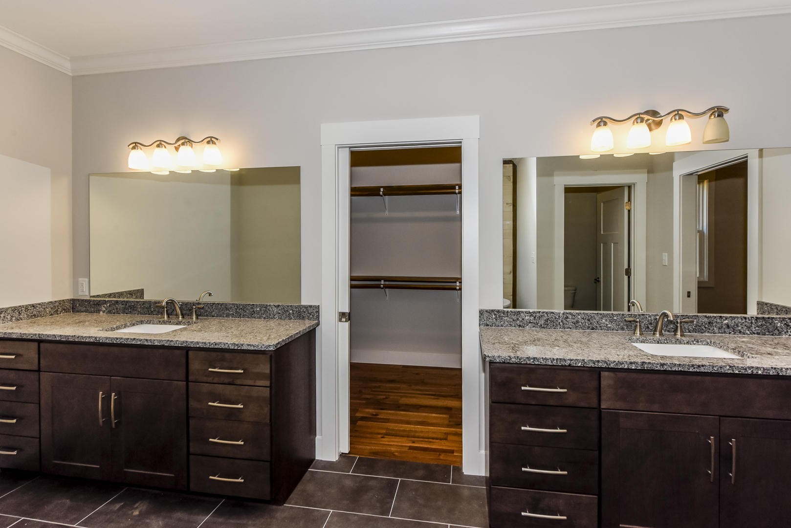 3059 New Blockhouse Road Maryville, TN 37803 - Photo 27 of 33 a bathroom with a granite countertop sink and a mirror