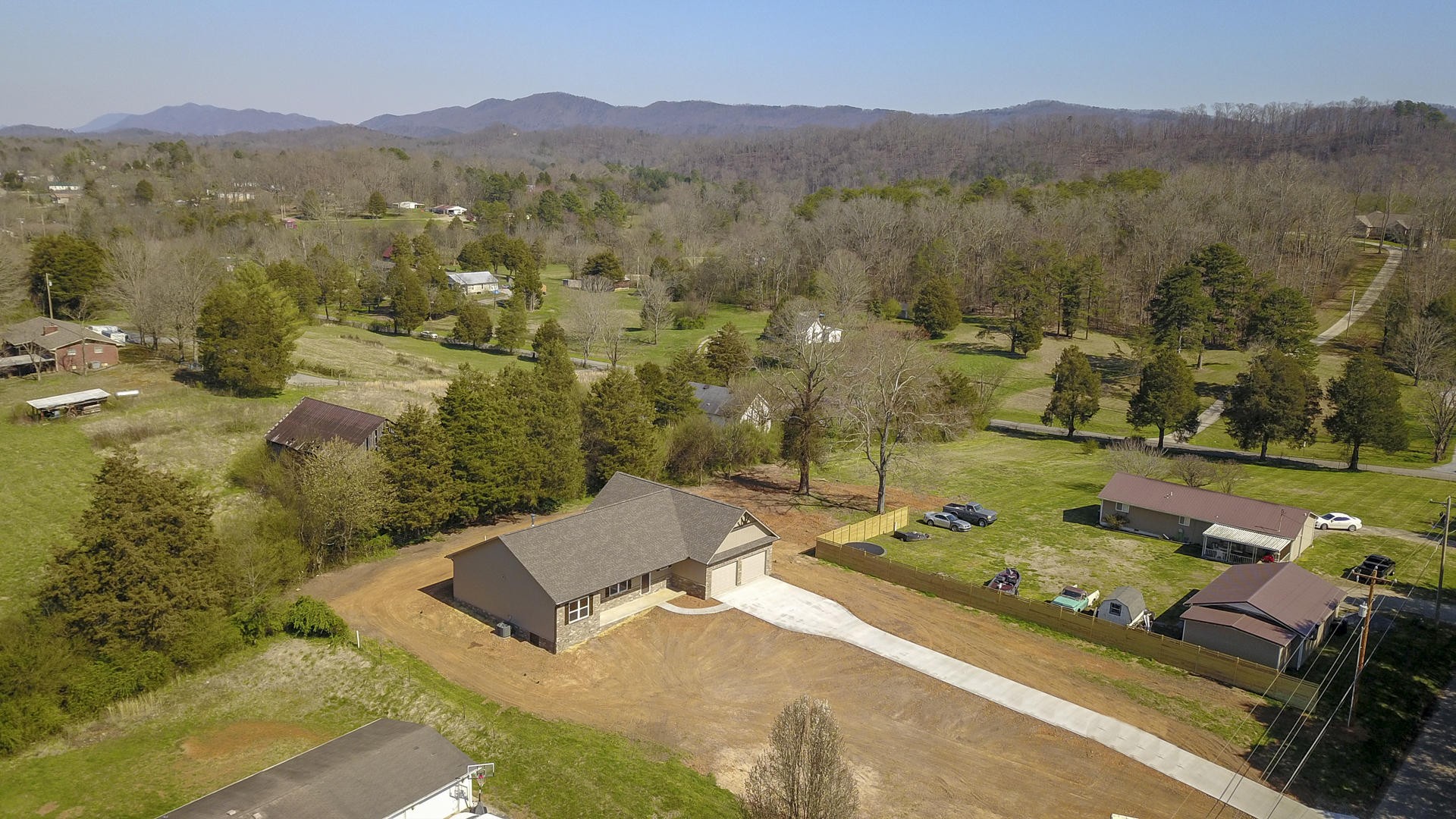 3059 New Blockhouse Road Maryville, TN 37803 - Photo 33 of 33 a view of a city with mountain