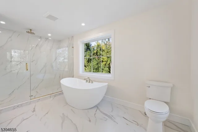 $1,349,000 | 1 Willow Place, East Hanover, NJ 07936