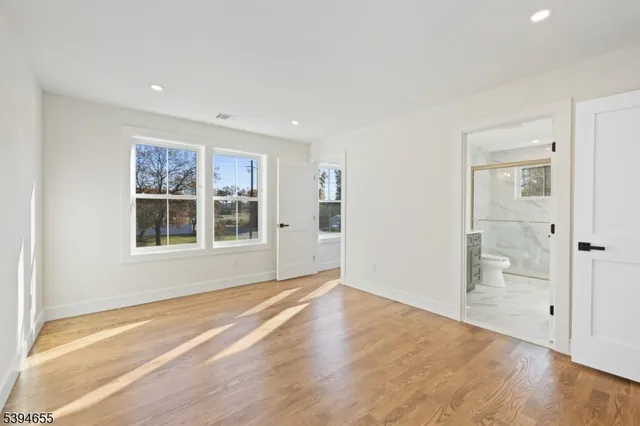 $1,349,000 | 1 Willow Place, East Hanover, NJ 07936