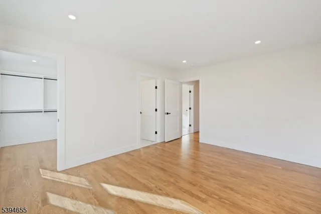 $1,349,000 | 1 Willow Place, East Hanover, NJ 07936