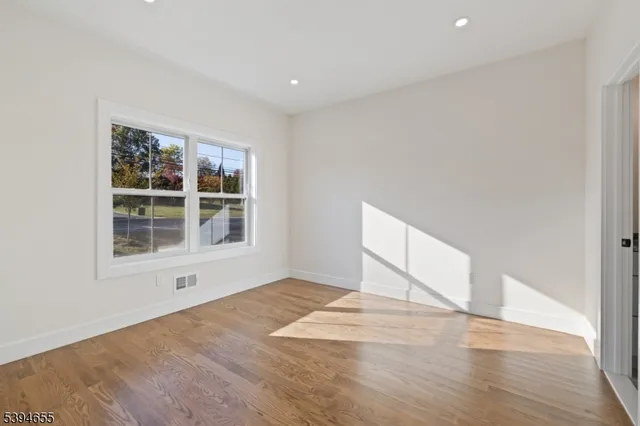 $1,349,000 | 1 Willow Place, East Hanover, NJ 07936