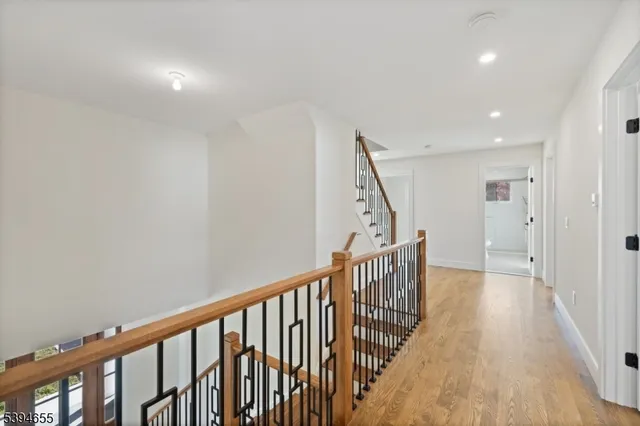 $1,349,000 | 1 Willow Place, East Hanover, NJ 07936